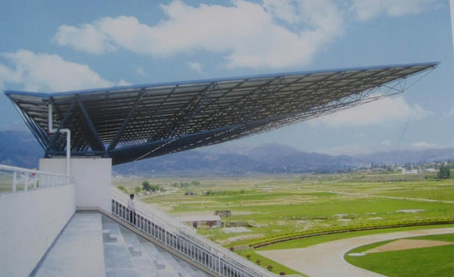 牙克石体育场看台网架工程